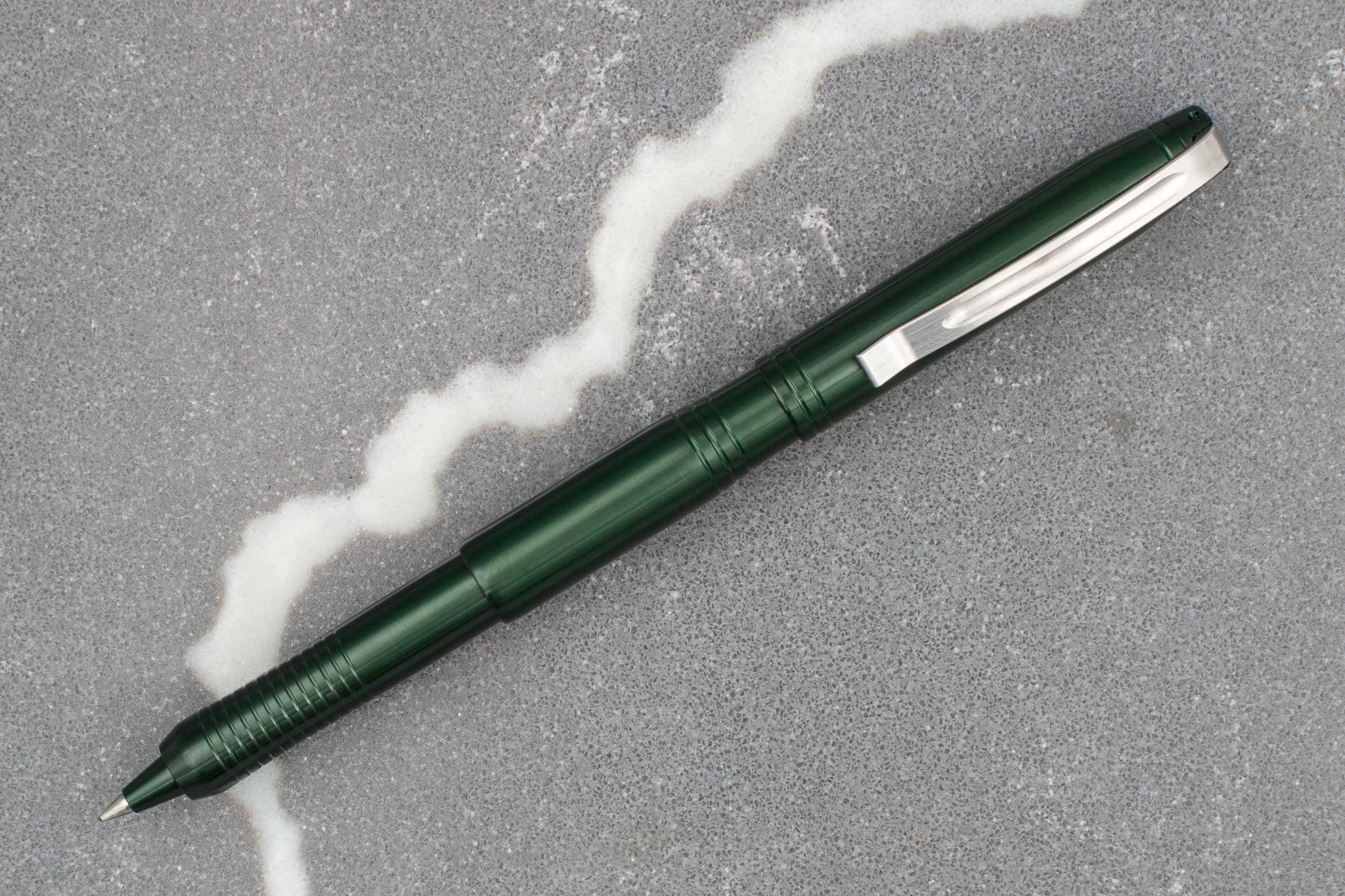 Sunderland mk1 - Dark Green Anodized Machined Executive Pen